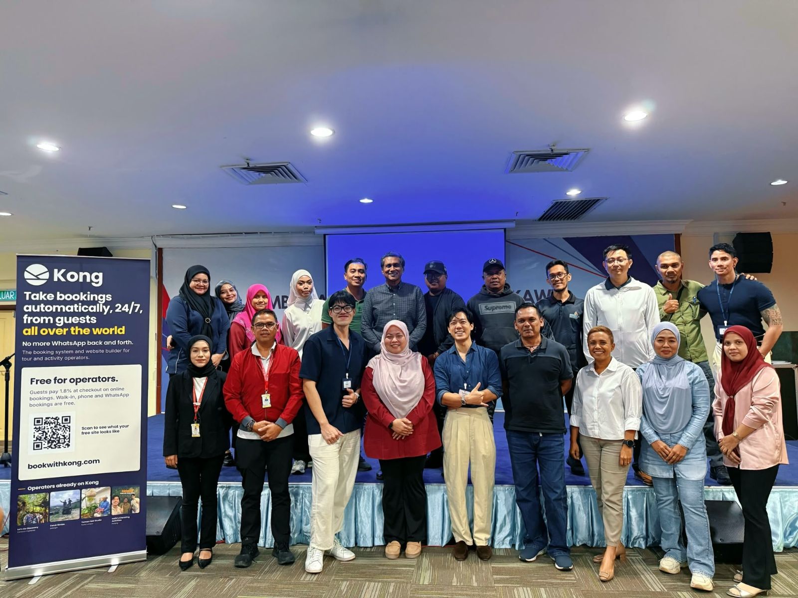 The 16 Langkawi operators with the Kong and LADA teams at Kompleks LADA, 27 October 2026